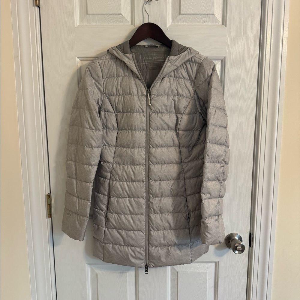 Eddie Bauer women’s puffer jacket size xs gray